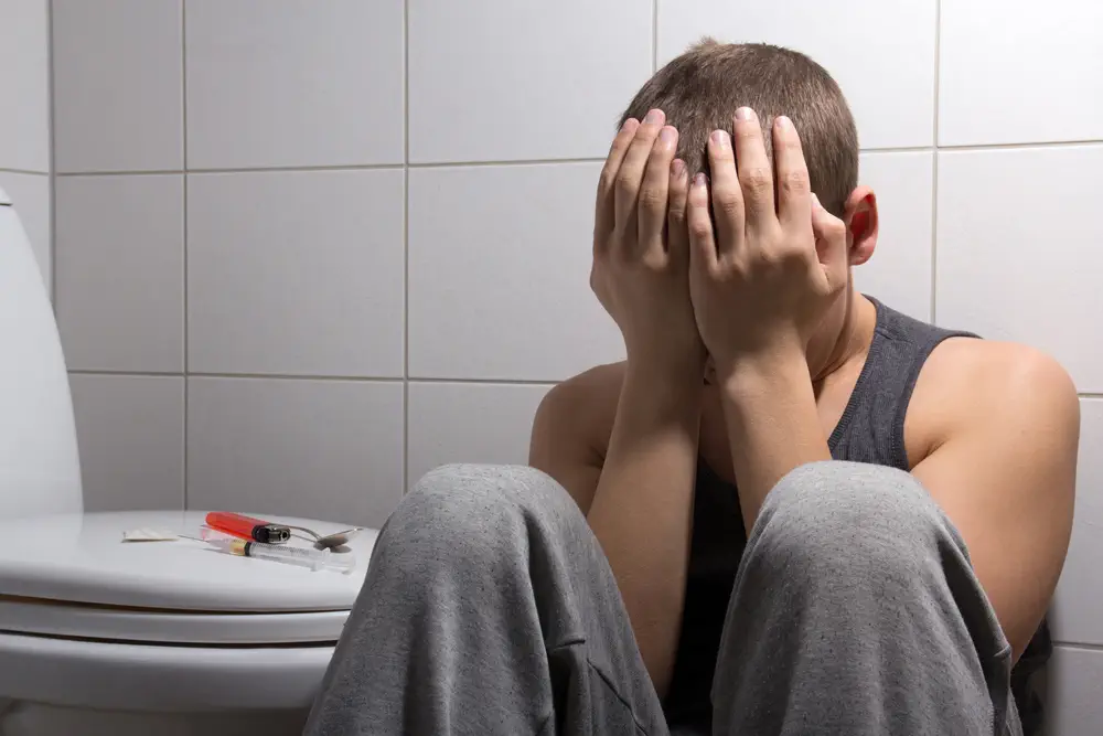 Heroin Addiction: A Guide to Treatment & Rehab 2 Diagnose a Heroin Addiction